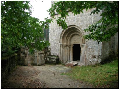 Entrada a la iglesia del monasterio